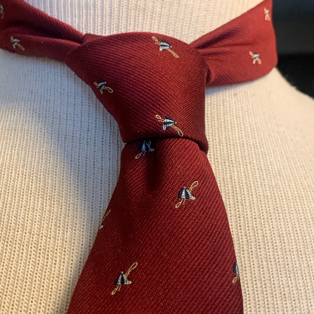 70’s JOCKEY HAT AND CROP EQUESTRIAN  HORSEBACK RIDING NECKTIE HORSERACE …